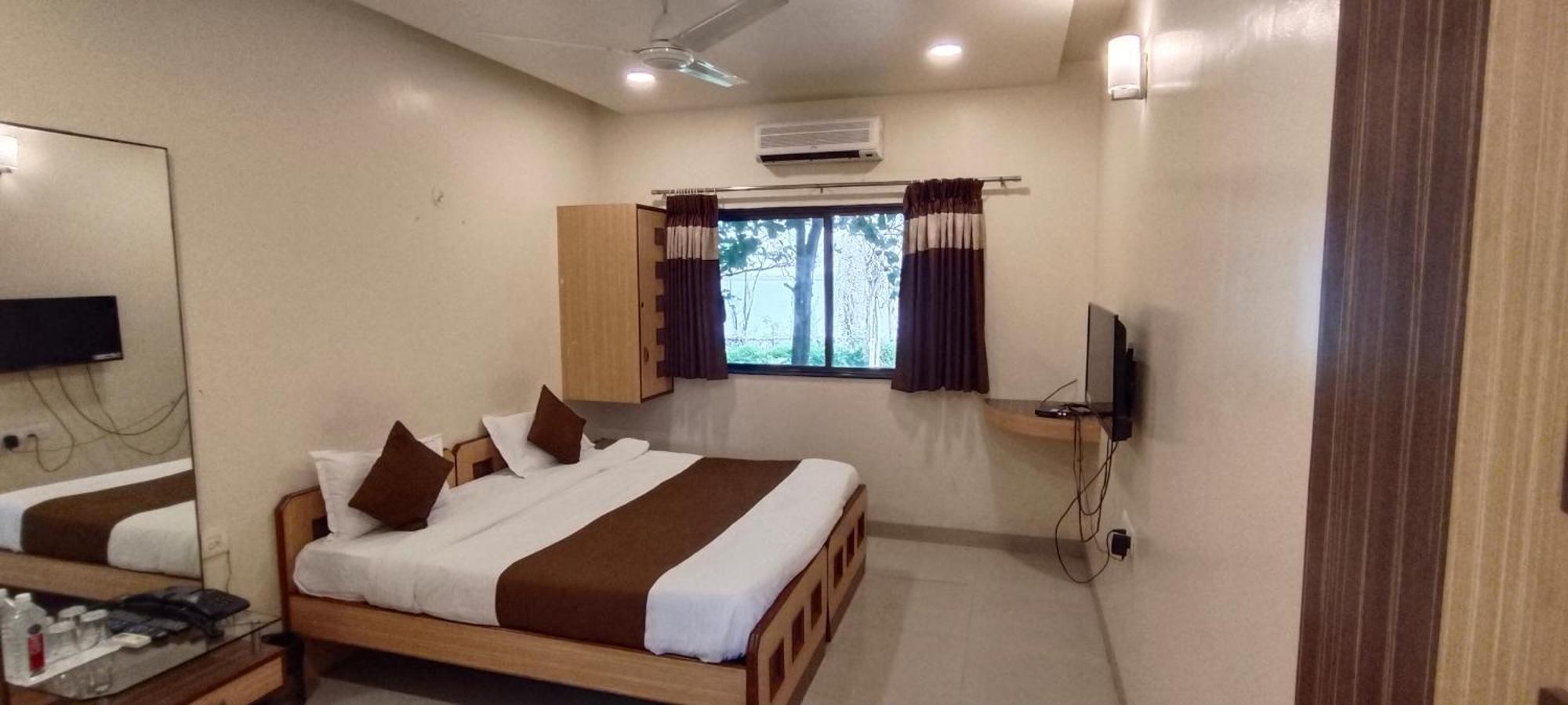 Aquarius Resort Gorhe Khurd Eksteriør bilde
